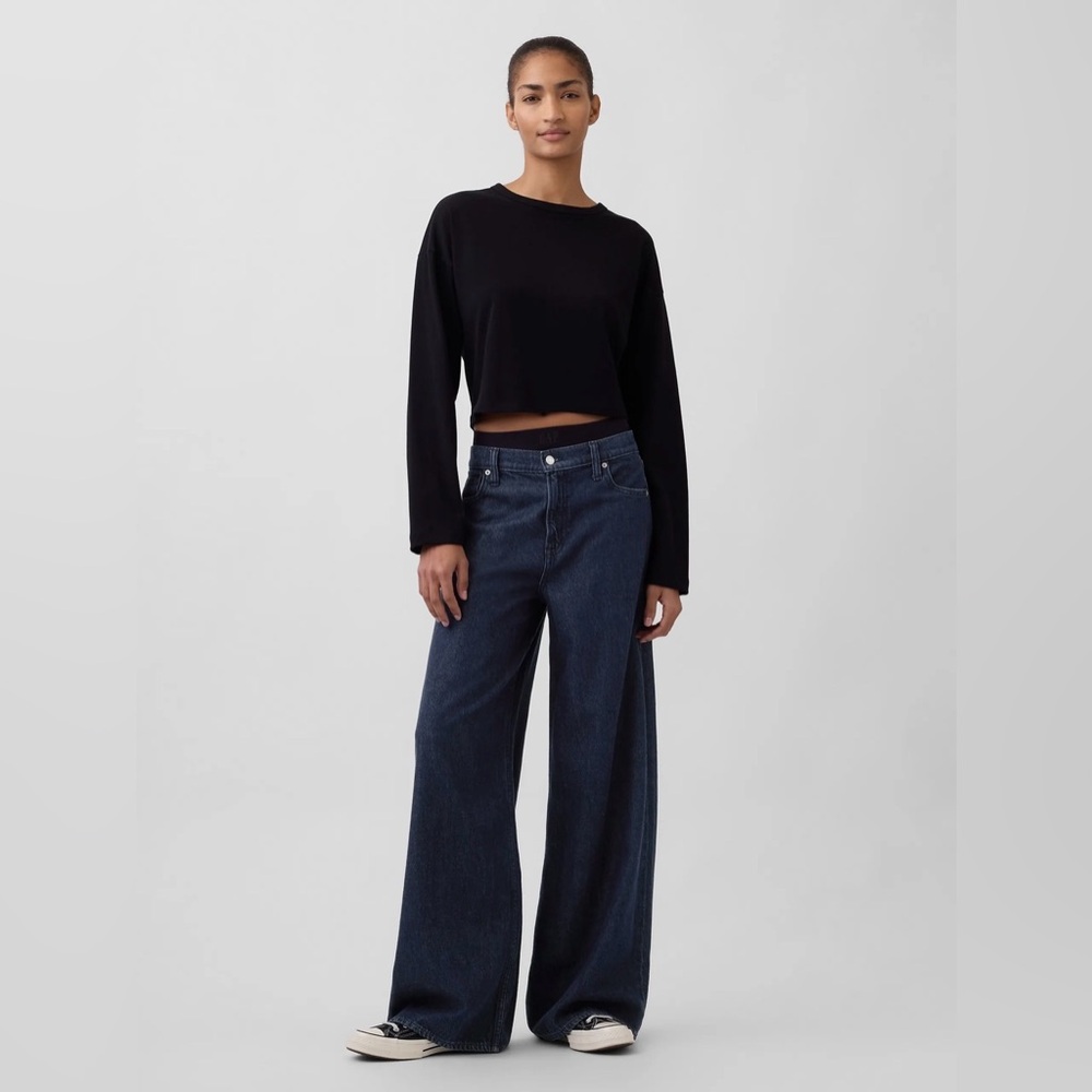 GAP Mid Rise UltraSoft Baggy Jeans Size 6